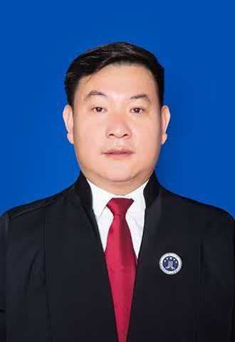 杨春永主任律师.jpg